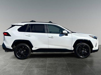 2024 Toyota RAV4 HYBRID SE