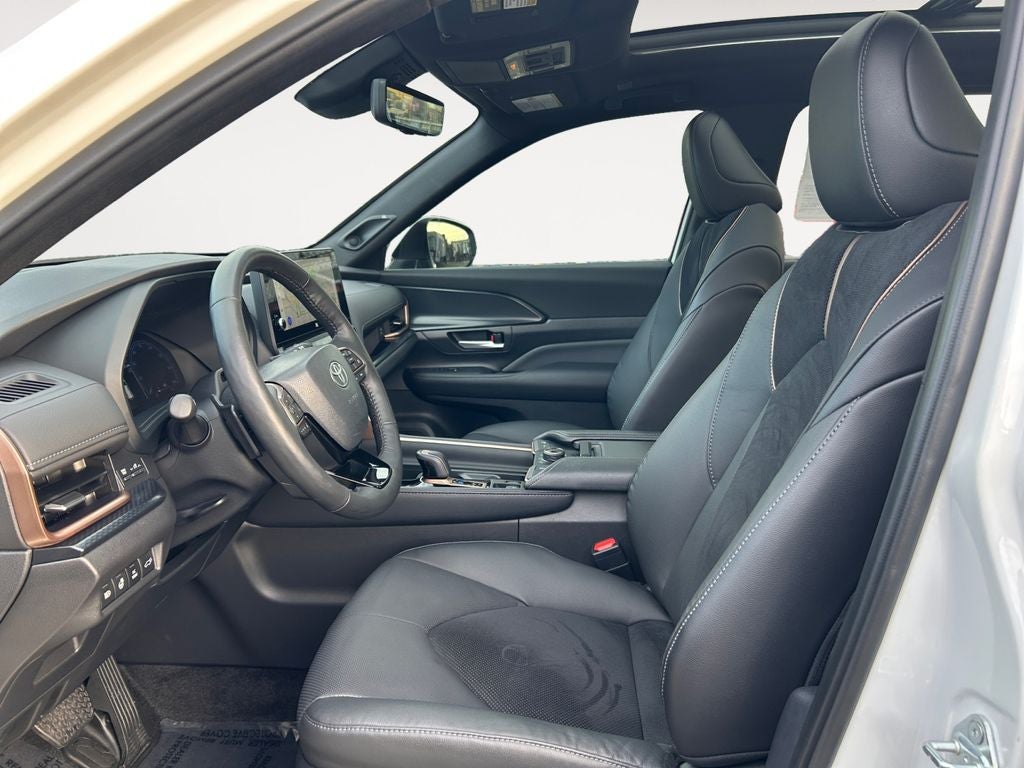 2024 Toyota Grand Highlander Hybrid MAX Platinum