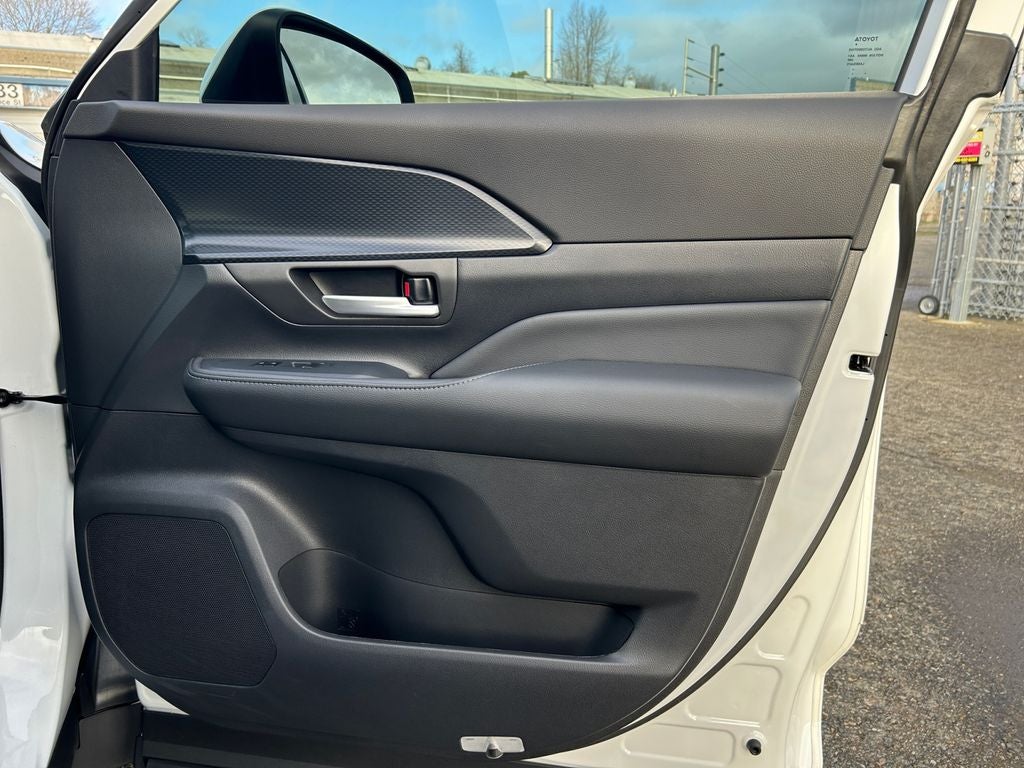 2024 Toyota Grand Highlander Hybrid MAX Platinum