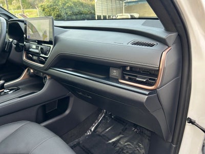 2024 Toyota Grand Highlander Hybrid MAX Platinum