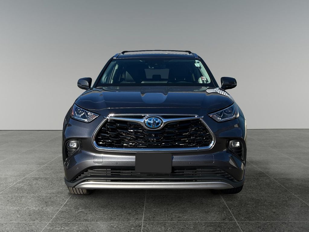 2024 Toyota Highlander Hybrid Platinum