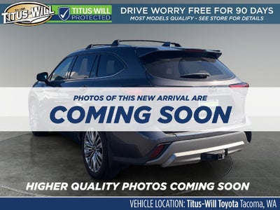 2023 Toyota Highlander Hybrid Platinum