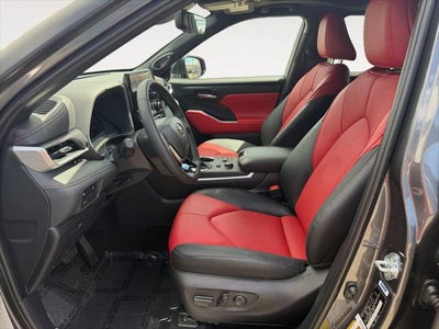2025 Toyota Highlander XSE