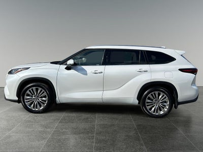 2025 Toyota HIGHLANDER Platinum