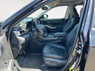 2024 Toyota Highlander XLE