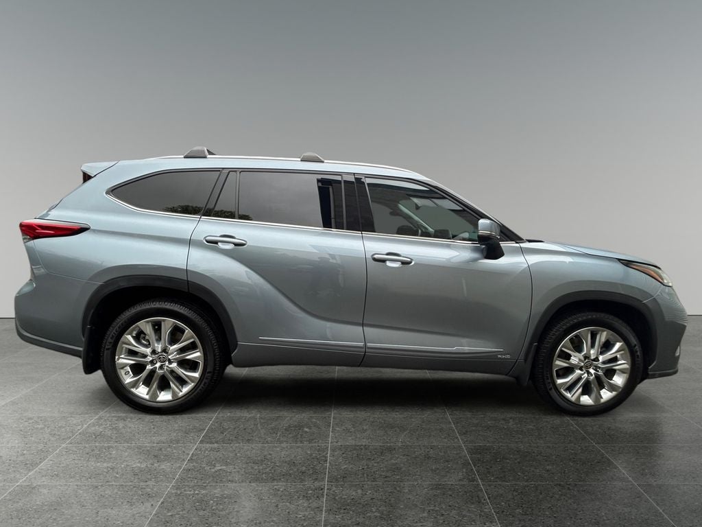 2023 Toyota HIGHLANDER HYBRD Limited
