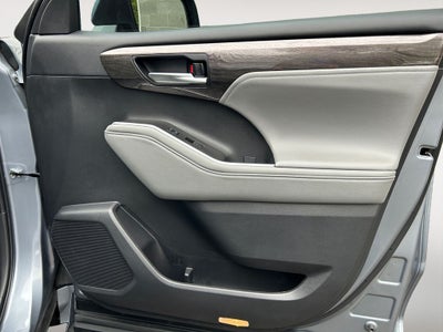 2023 Toyota HIGHLANDER HYBRD Limited