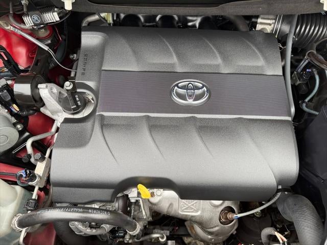 2013 Toyota Sienna SE 8 Passenger