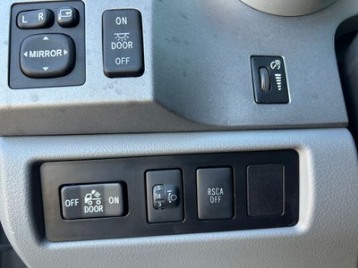 2011 Toyota Tundra LIMITED-TRD OFF ROAD