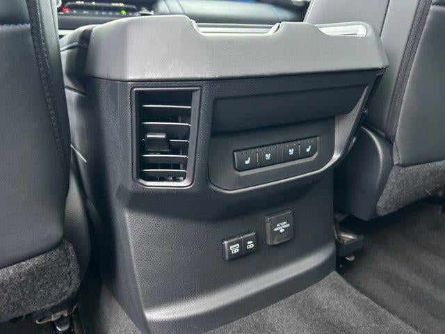 2023 Toyota TUNDRA 4X4 Platinum