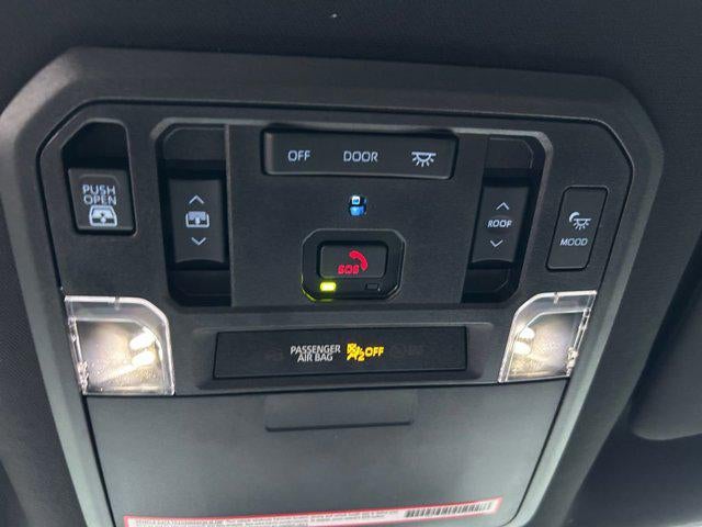 2023 Toyota TUNDRA 4X4 Platinum