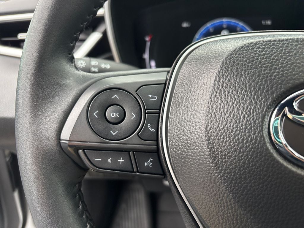 2025 Toyota COROLLA XSE