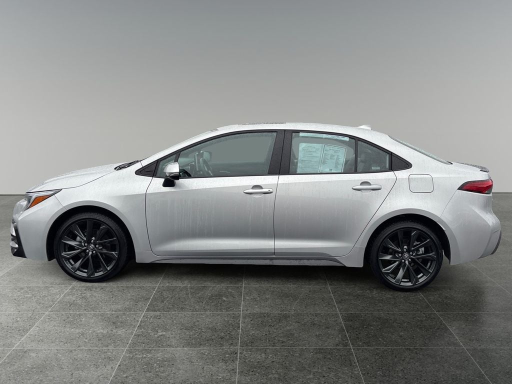 2025 Toyota COROLLA XSE