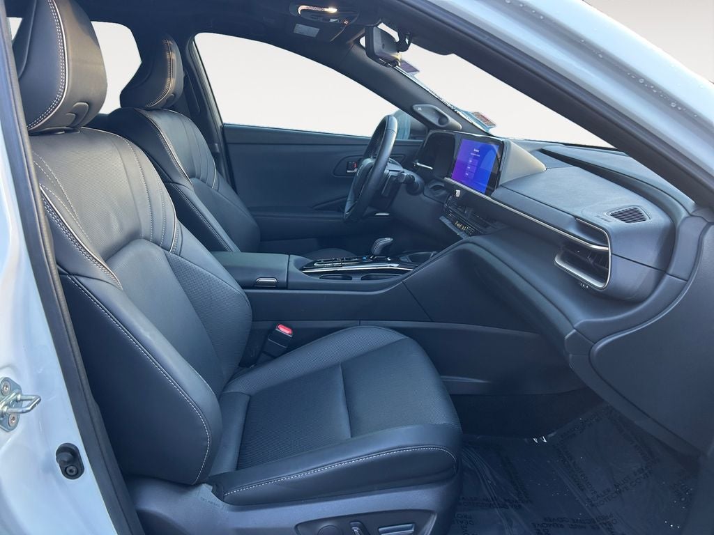 2025 Toyota Crown Signia Limited