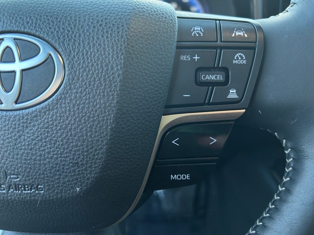 2025 Toyota Crown Signia Limited