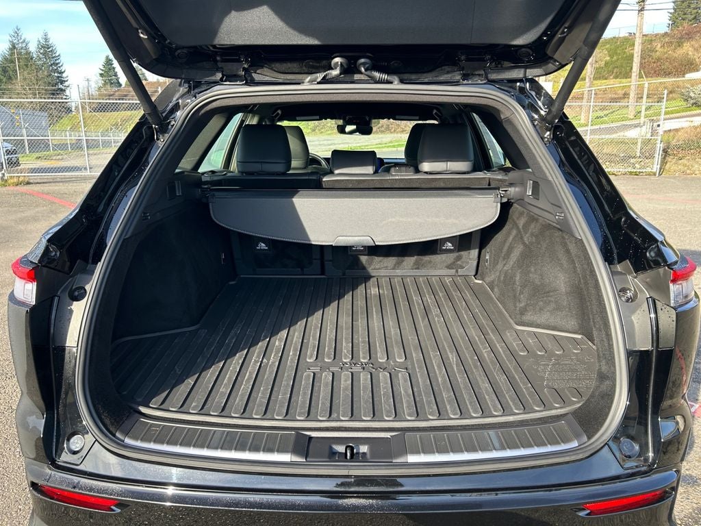 2025 Toyota Crown Signia XLE