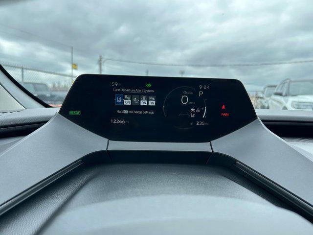 2025 Toyota PRIUS LE
