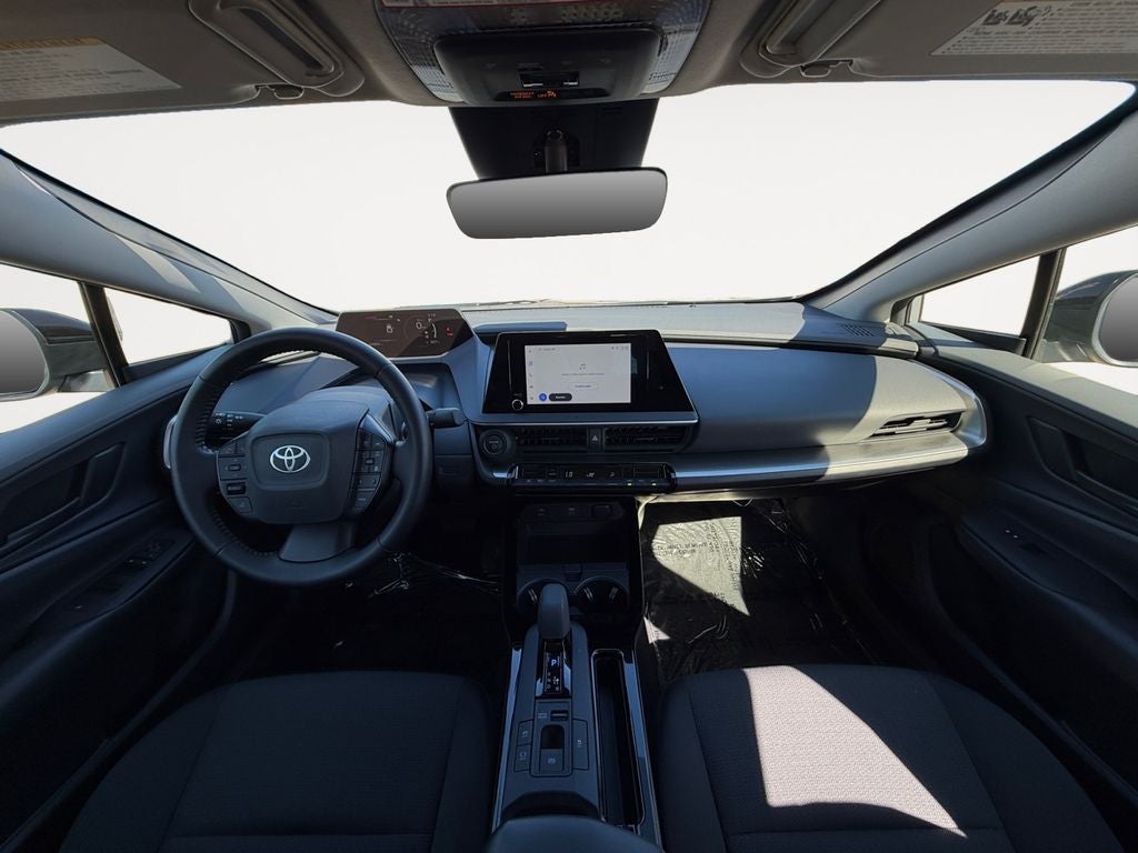 2025 Toyota Prius LE