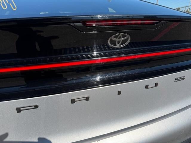 2025 Toyota Prius LE