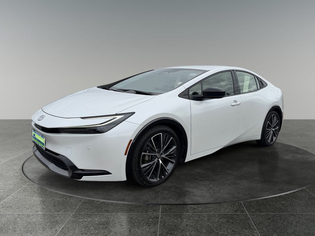 2023 Toyota Prius XLE