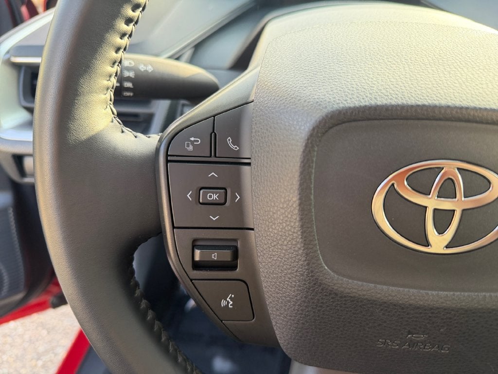 2025 Toyota Prius LE
