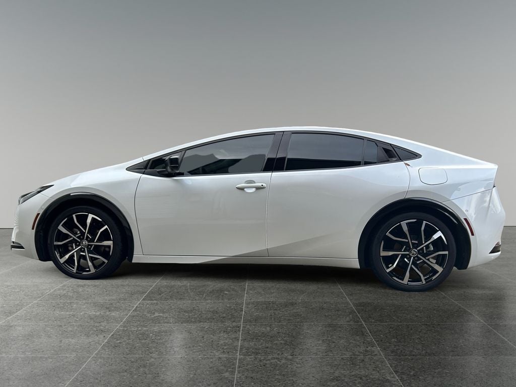 2024 Toyota PRIUS PRIME XSE Premium