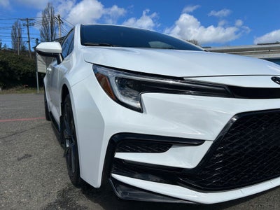 2024 Toyota COROLLA SE