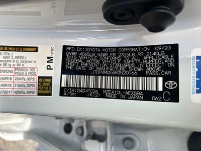 2024 Toyota COROLLA SE