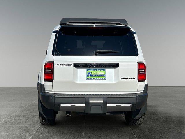 2025 Toyota LAND CRUISER Base