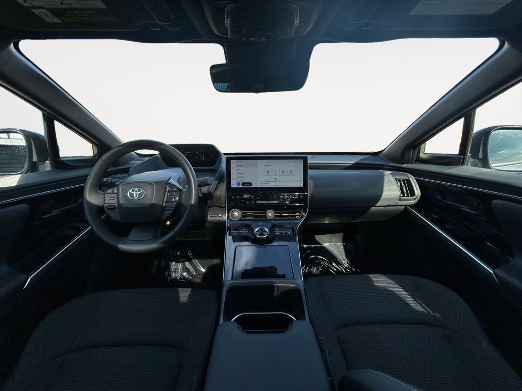 2023 Toyota bZ4X XLE 1 OWNER