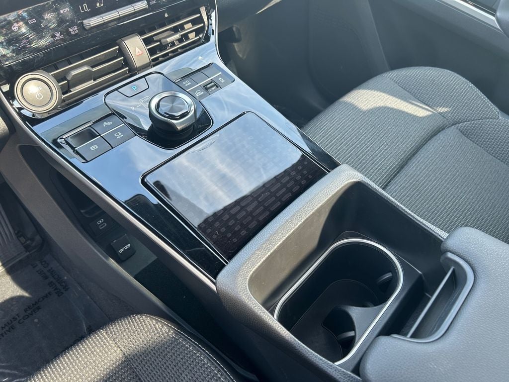 2023 Toyota bZ4X XLE 1 OWNER