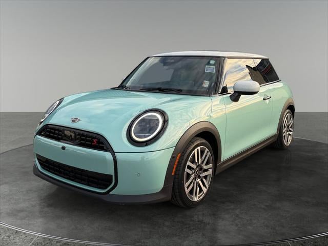 2025 MINI Cooper S Iconic