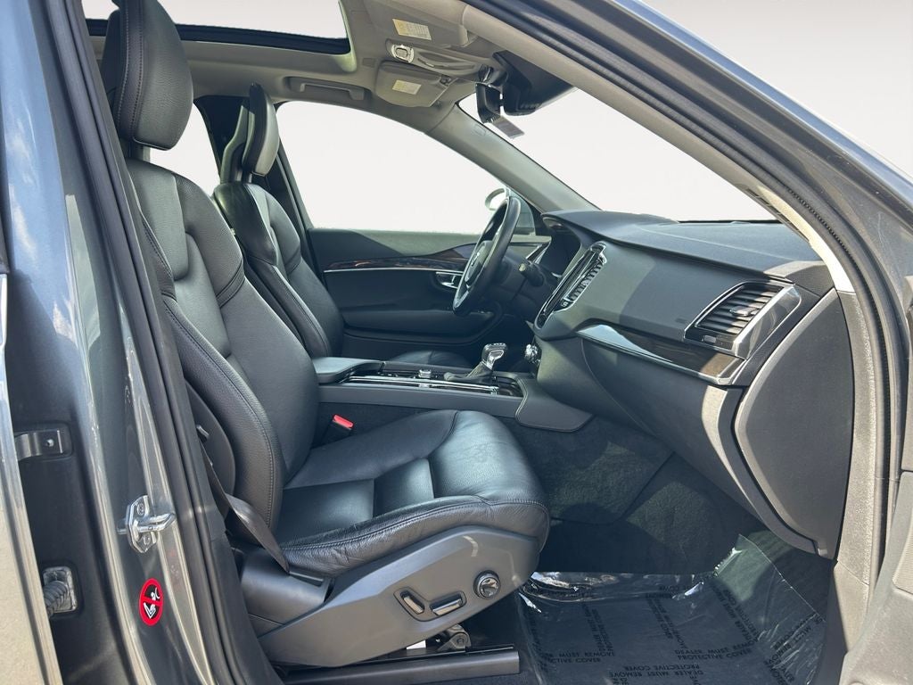 2018 Volvo XC90 T6 Momentum ONE OWNER