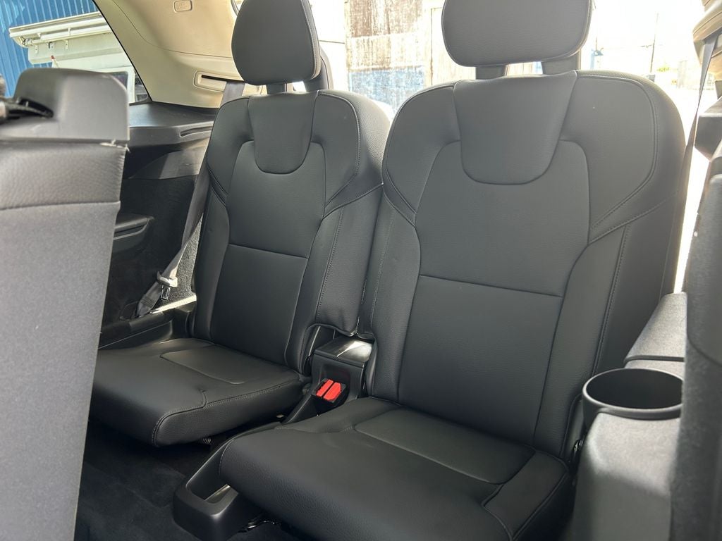2018 Volvo XC90 T6 Momentum ONE OWNER