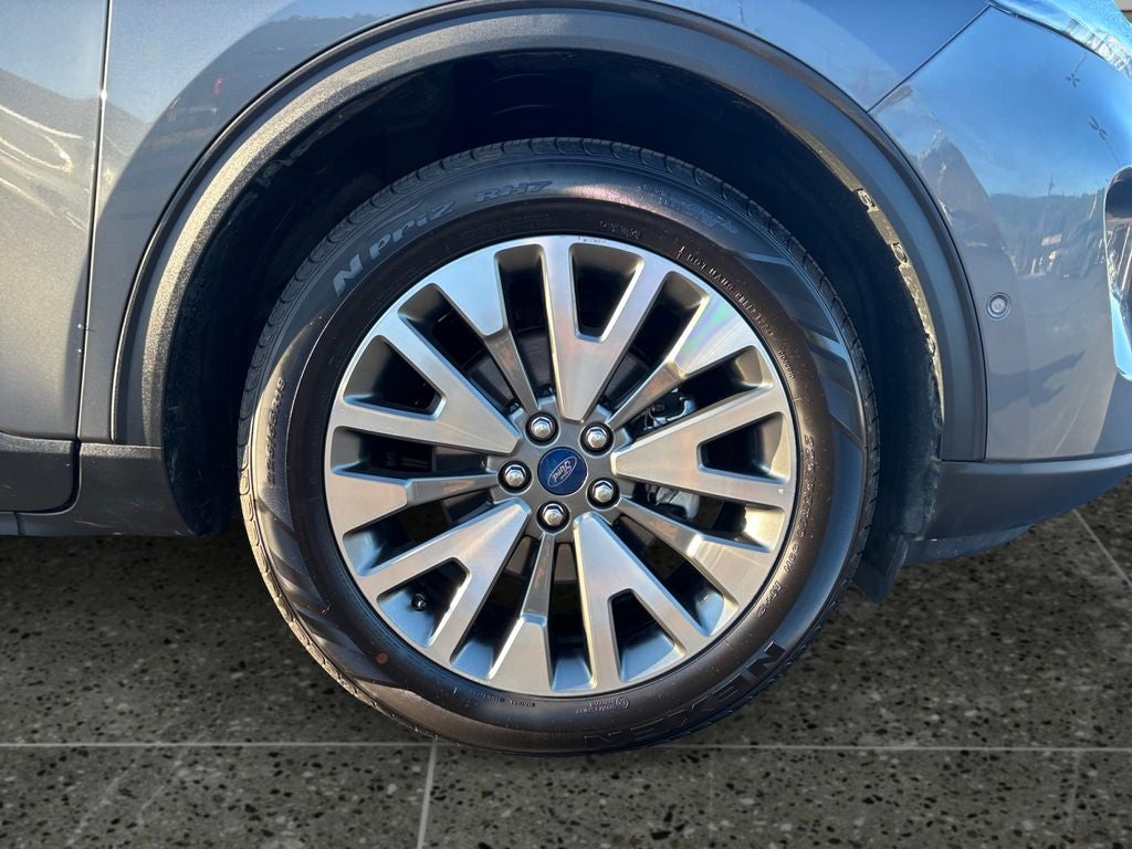 2021 Ford Escape Hybrid Titanium