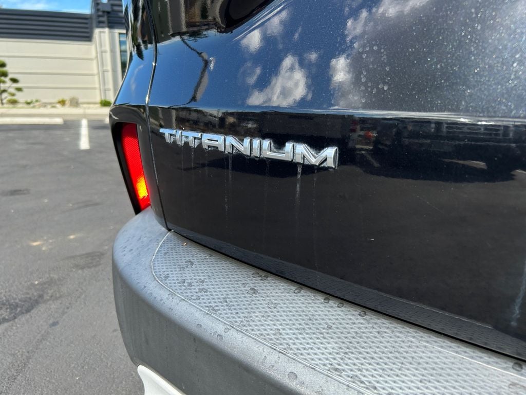 2022 Ford Escape Titanium