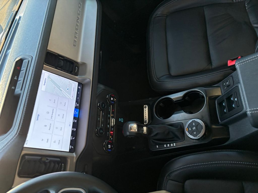 2025 Ford Bronco Outer Banks Lifted w/ Wheel & Tire Package