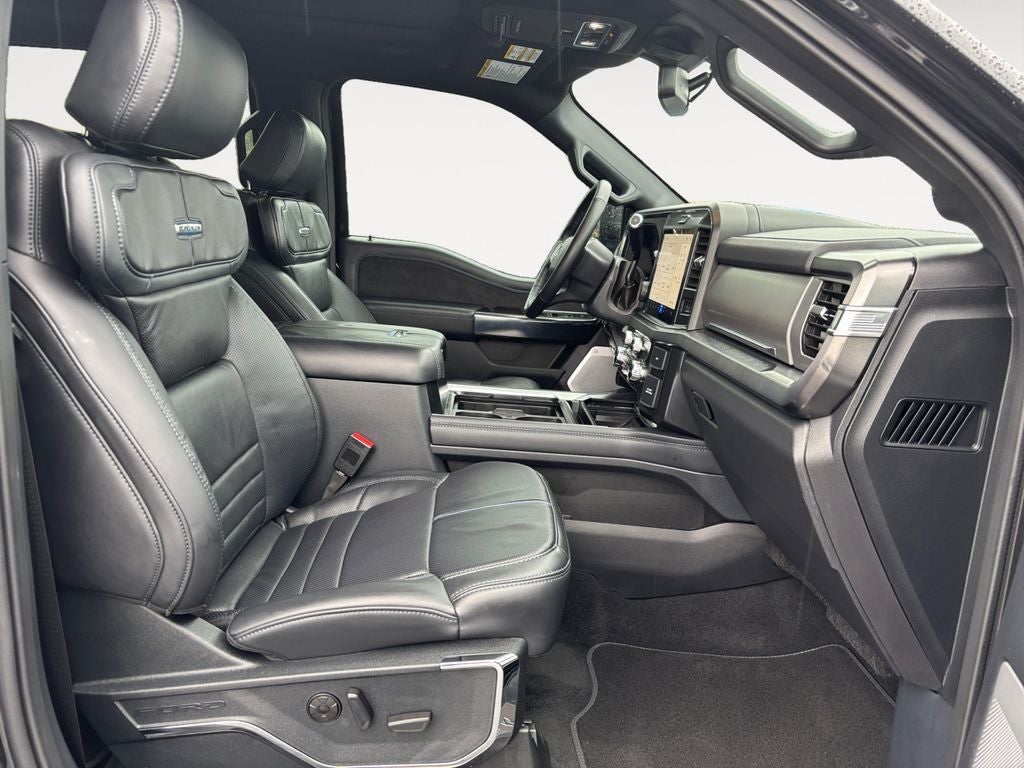 2025 Ford F-350SD Platinum