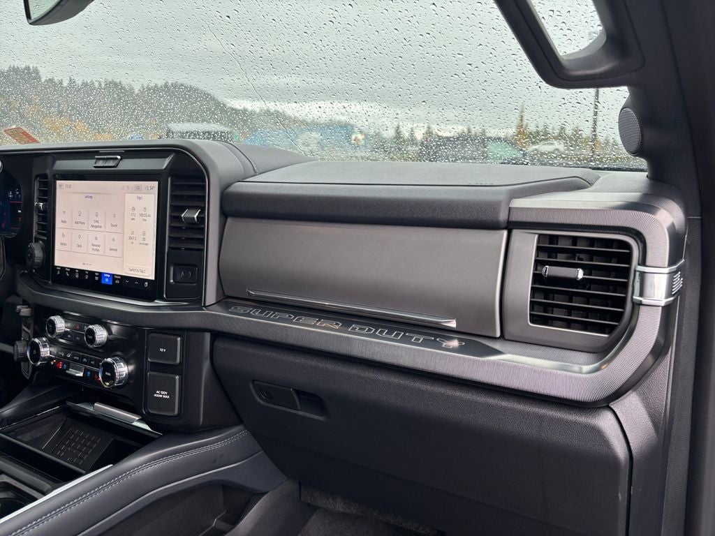 2025 Ford F-350SD Platinum