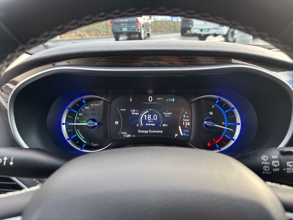 2023 Chrysler Pacifica Hybrid Limited