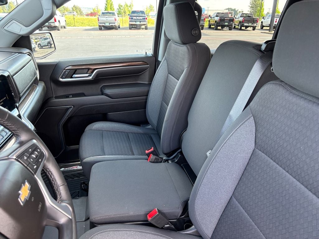 2023 Chevrolet Silverado 1500 LT LT1