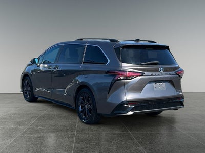 2021 Toyota Sienna XSE 7 Passenger