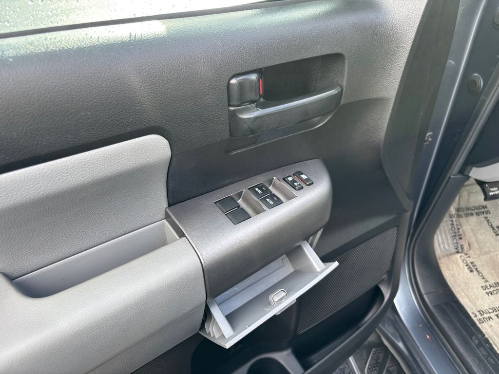 2010 Toyota Sequoia SR5 4.6L