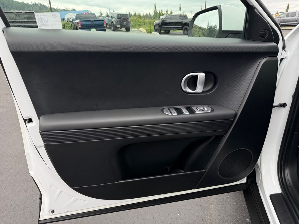 2024 Hyundai IONIQ 5 SE