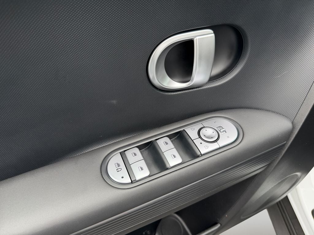 2024 Hyundai IONIQ 5 SE