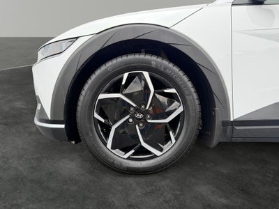 2024 Hyundai IONIQ 5 SE
